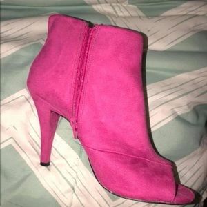 Shoedazzle Heel Booties